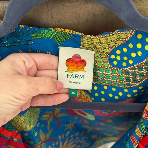 Farm Rio Colorful Women's Top - Picture 2 of 2